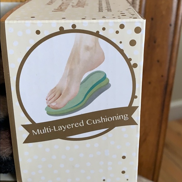 Women’s Leopard Memory Foam Slippers Size 9-10 - Picture 3 of 7